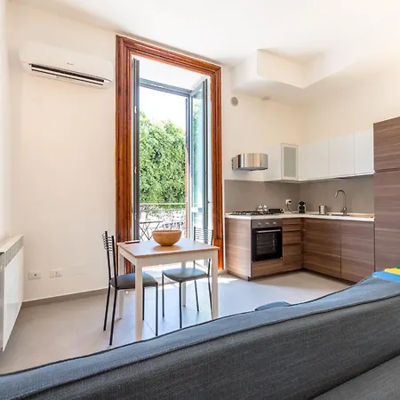 Loft Piazza Marina By Domusicily Apartament