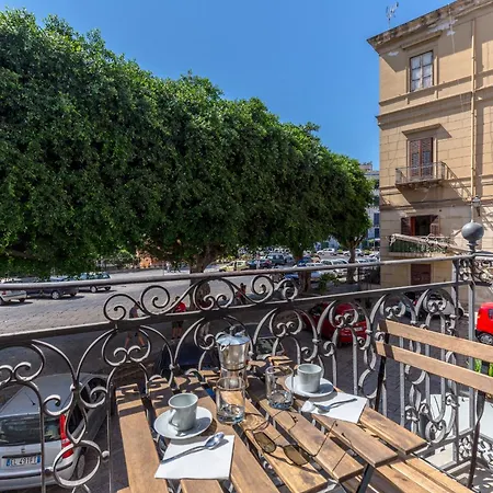 Loft Piazza Marina By Domusicily * Palermo